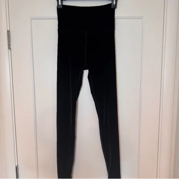 Beyond Yoga Velvet Motion High Waisted Midi Legging - Picture 3 of 6